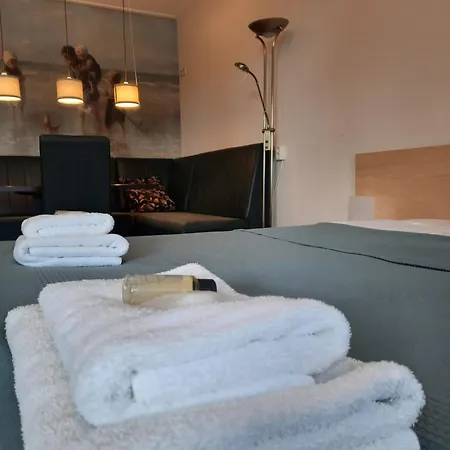 Hotel 61 Aan Het Water