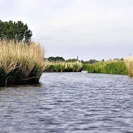 61 Aan Het Water