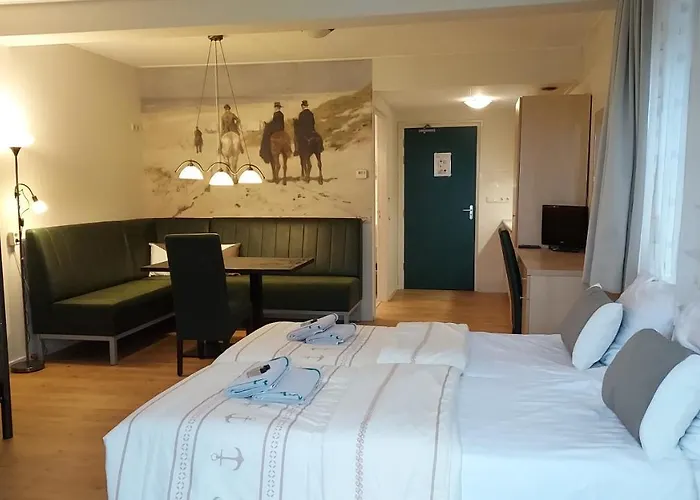 61 Aan Het Water * מדמבליק