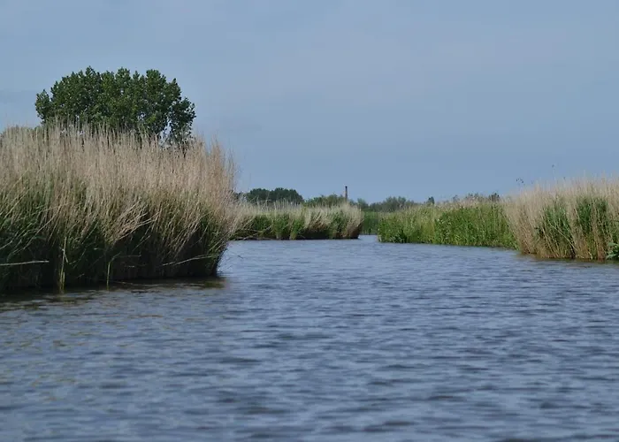 מלון 61 Aan Het Water מדמבליק