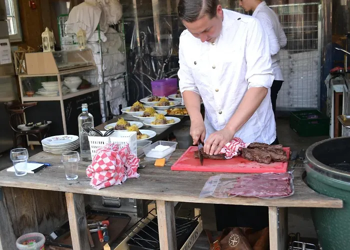 מלון 61 Aan Het Water