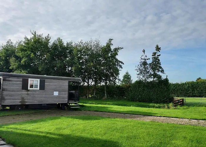 61 Aan Het Water מדמבליק