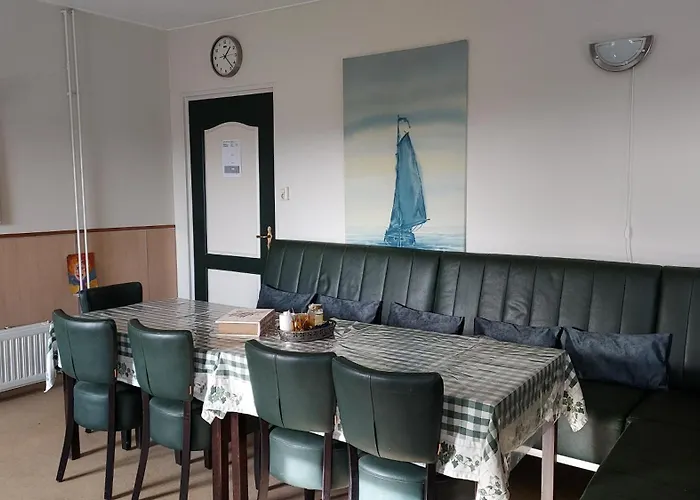 61 Aan Het Water מדמבליק