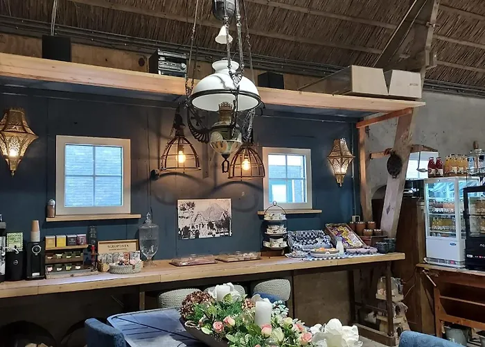 מלון 61 Aan Het Water *