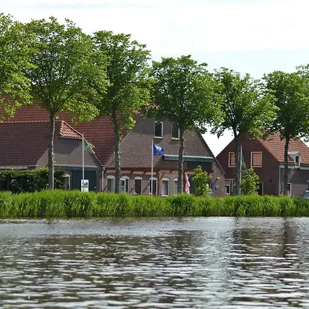 61 Aan Het Water * Medemblik